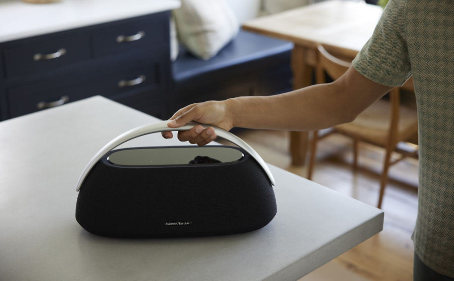 Harman Kardon Go + Playポータブルスピーカー Amazon.co.jp: Harman Kardon Go + Play 高性能ポータブルスピーカー